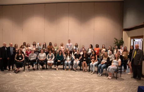 2V9A0170 Group of expectant mothers and Masons