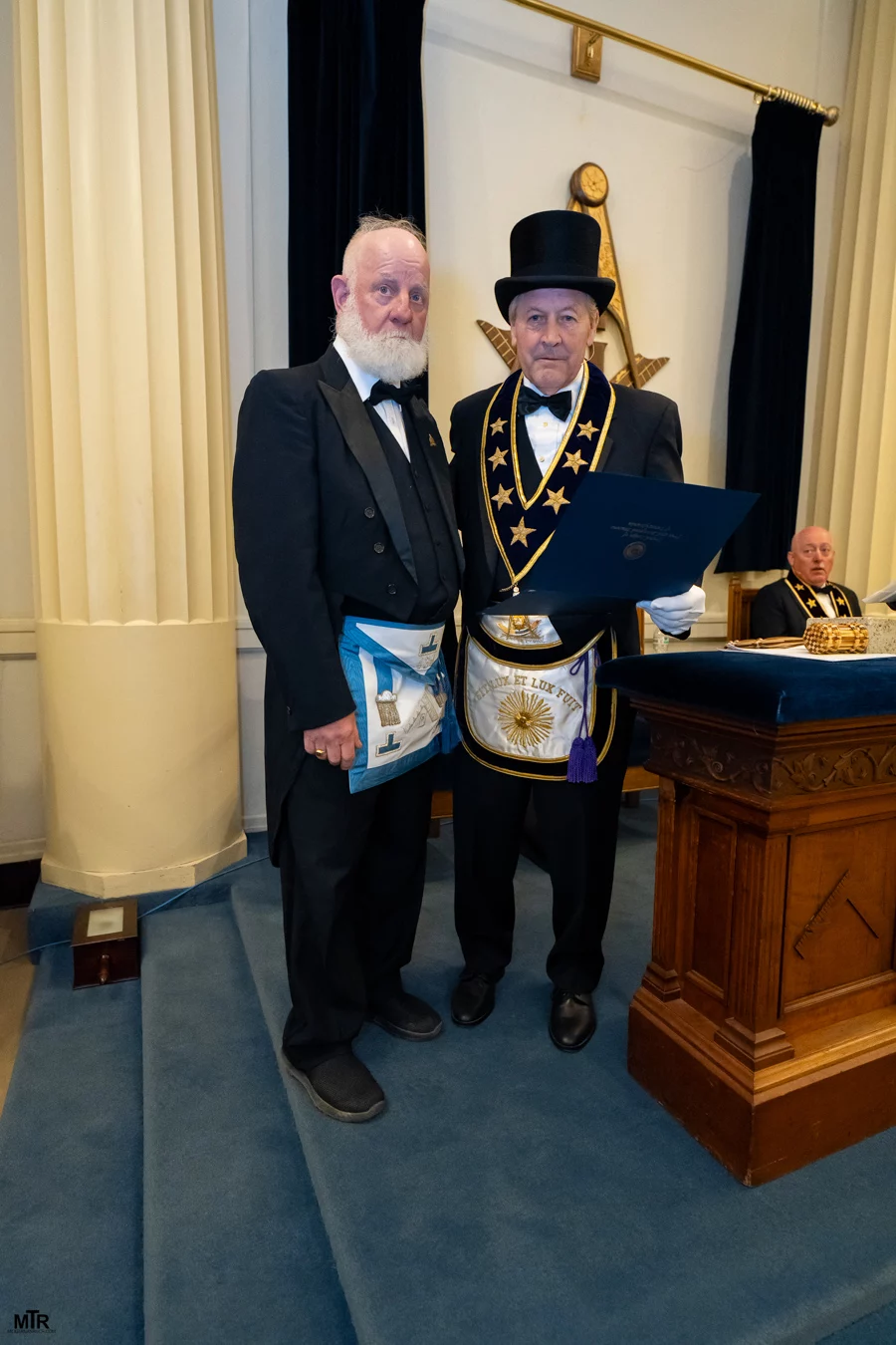 DSC06653 Mr. Derr presenting award to another Mason.