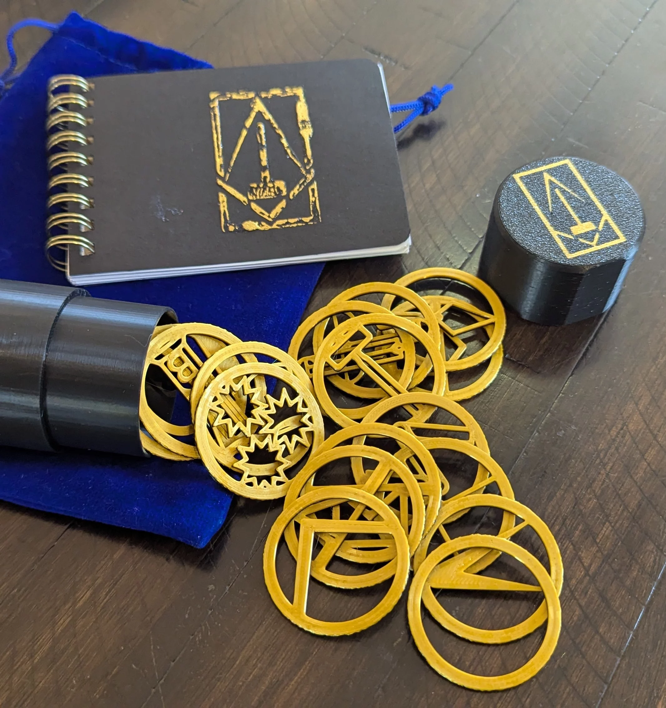 Closeup of 3-D printed cards.