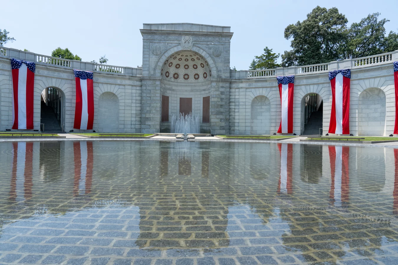 DSC07738 Amphitheater with fountains and water covering the ground at Arlington Cemetery.